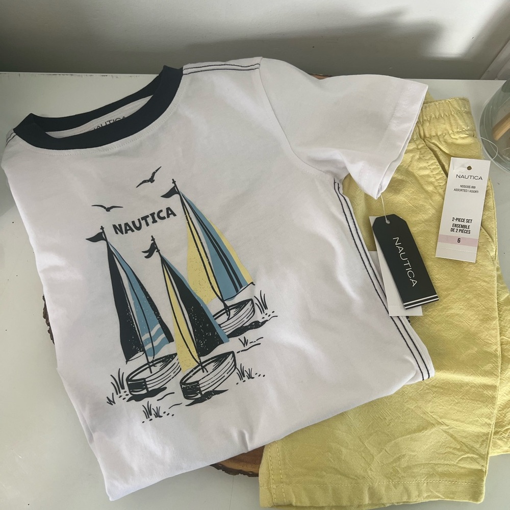 Nautica White and yellow sailboat & Navy Collar T-shirt and shorts size 6